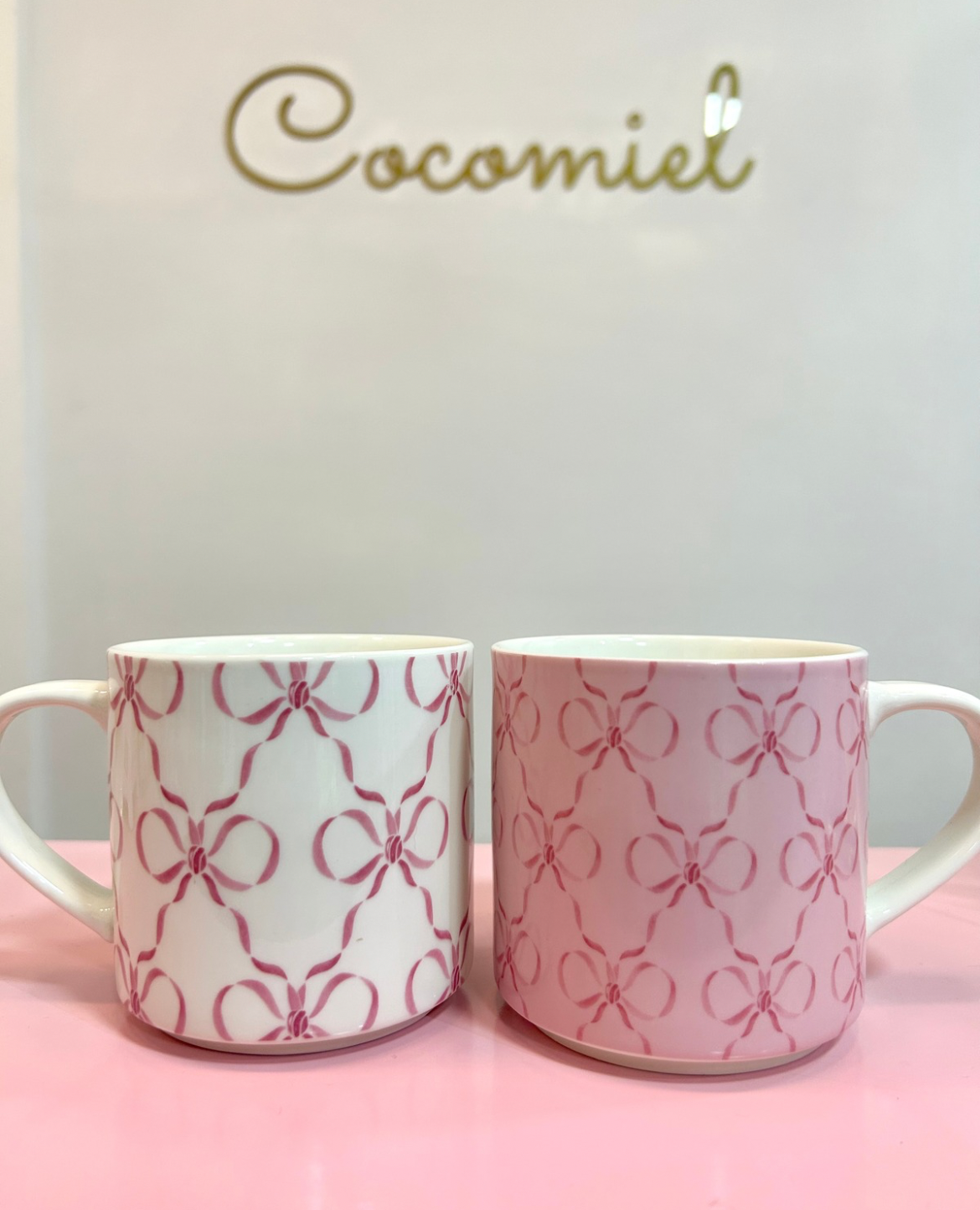 Ribbons Mug